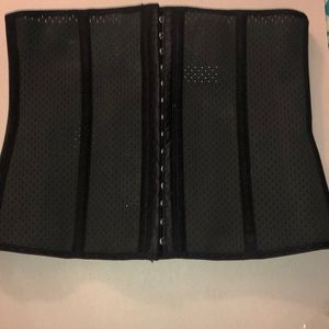 Waist trainer